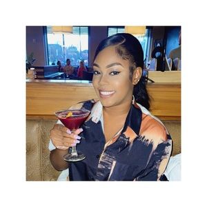 Meet your Posher, Gabrielle